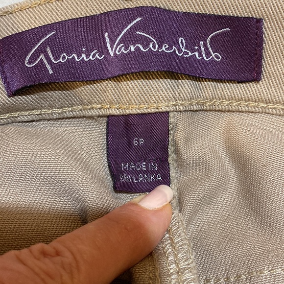 Gloria Vanderbilt high rise khaki jeans, 6P - Picture 3 of 9